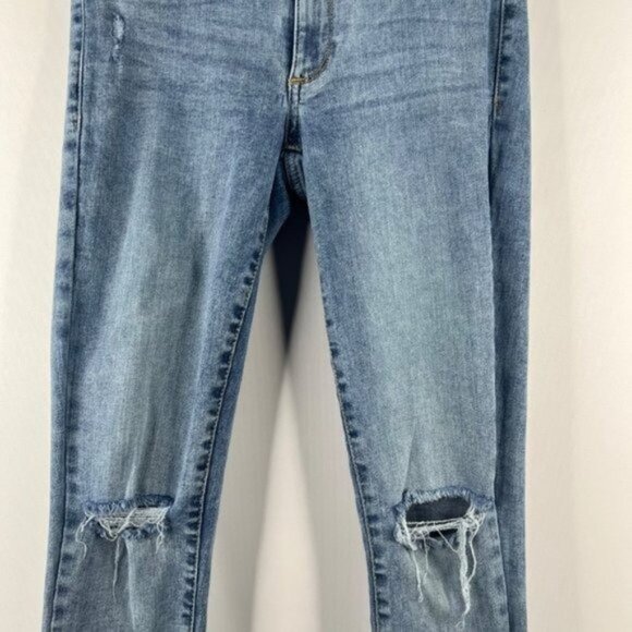 Gap Women's Favorite Jegging Distressed Denim Jeans Size 26 Regular Light Wash - Picture 4 of 11